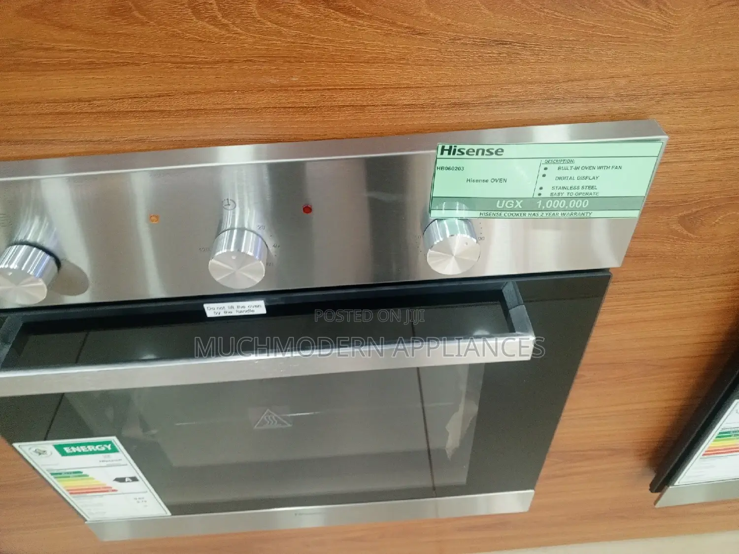 Hisense 60cm Inbuilt Oven With Fan