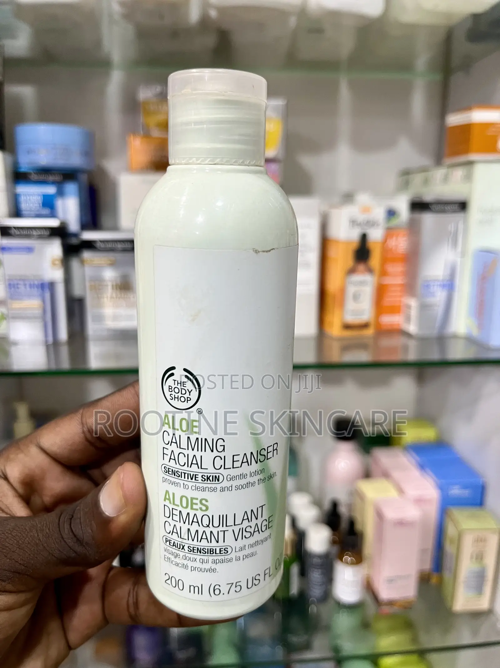 The Body Shop Aleo Calming Facial Cleanser