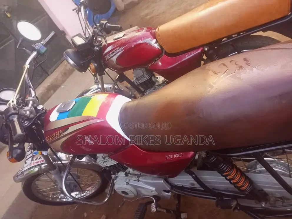 Bajaj Boxer 100 2023 Red