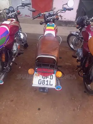 Bajaj Boxer 100 2023 Red