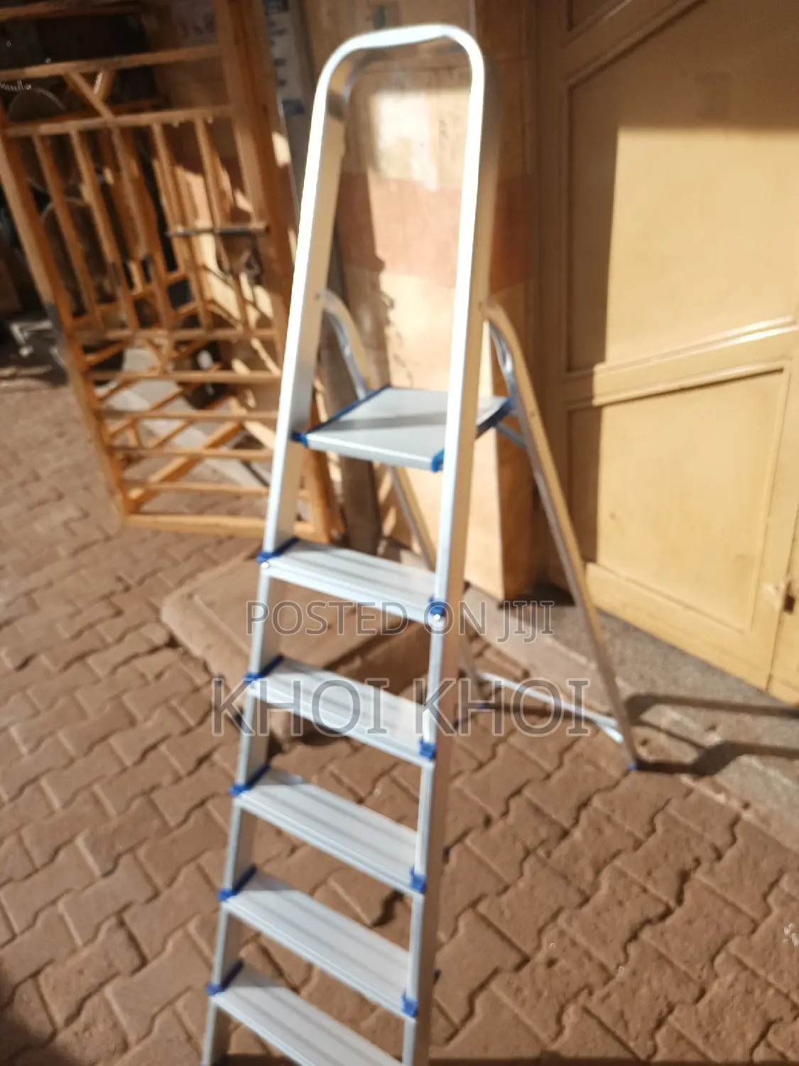 Platform Ladder