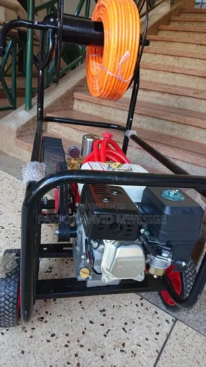 Photo - Super Garden Sprayer