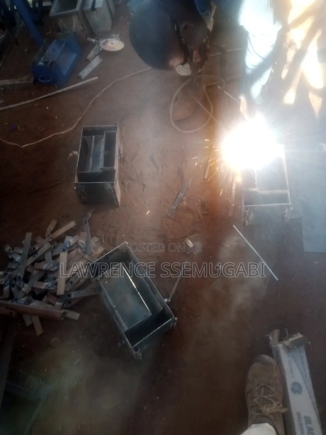 Loover Making Moulds