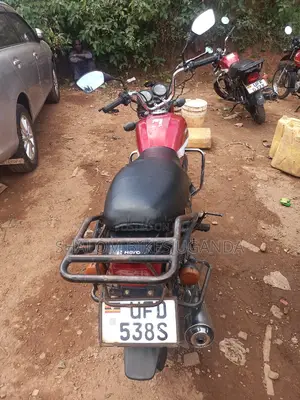 Hero Hunter 125 2022 Red