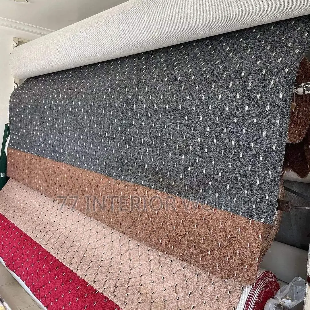Checked Woolen Carpets