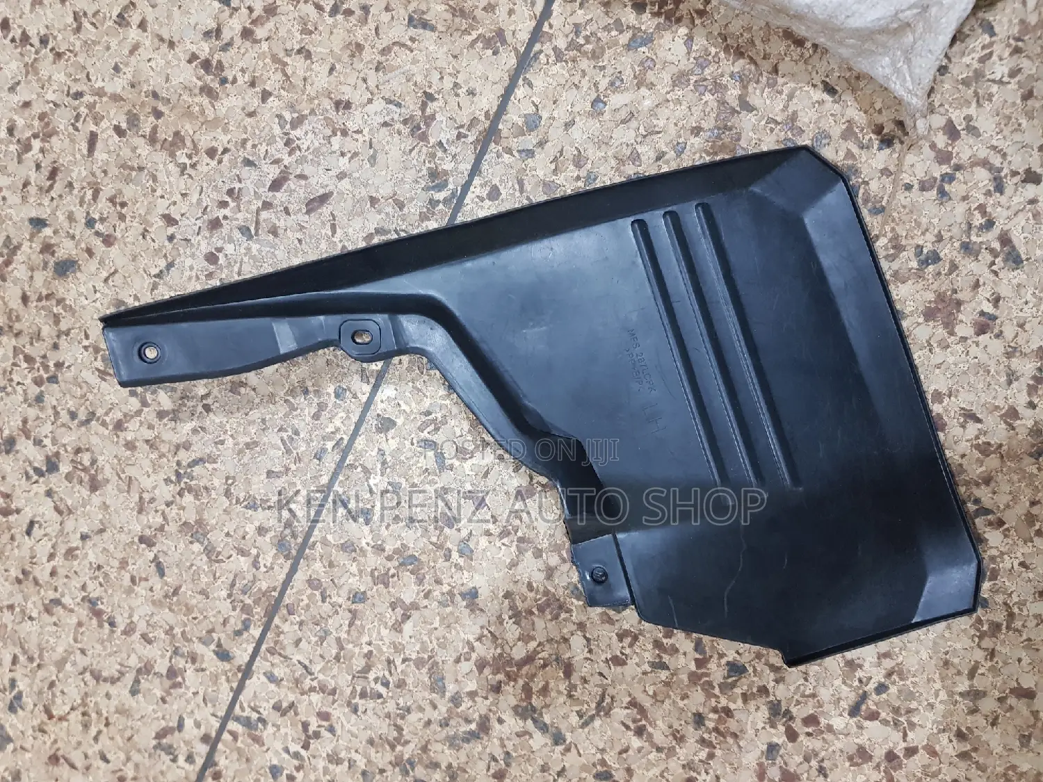 Front Landcruiser Hardtop Mudflaps
