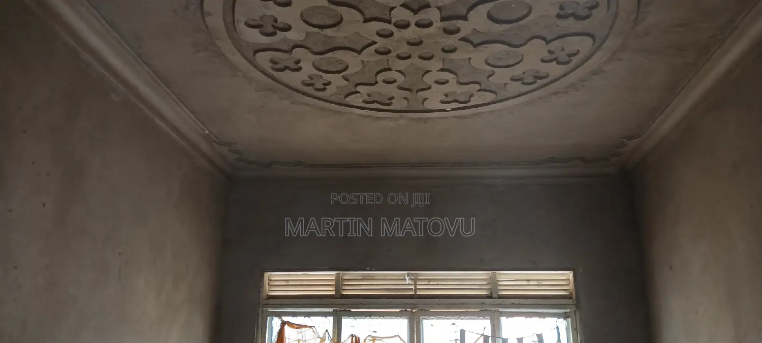 3bdrm House in Opposite Ugachick, Wakiso / Wakiso for sale