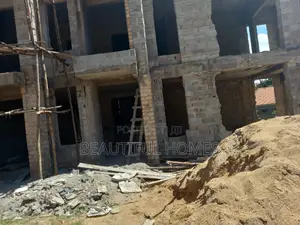Furnished 4bdrm Duplex in Kira Gated Estate, Central Division for sale