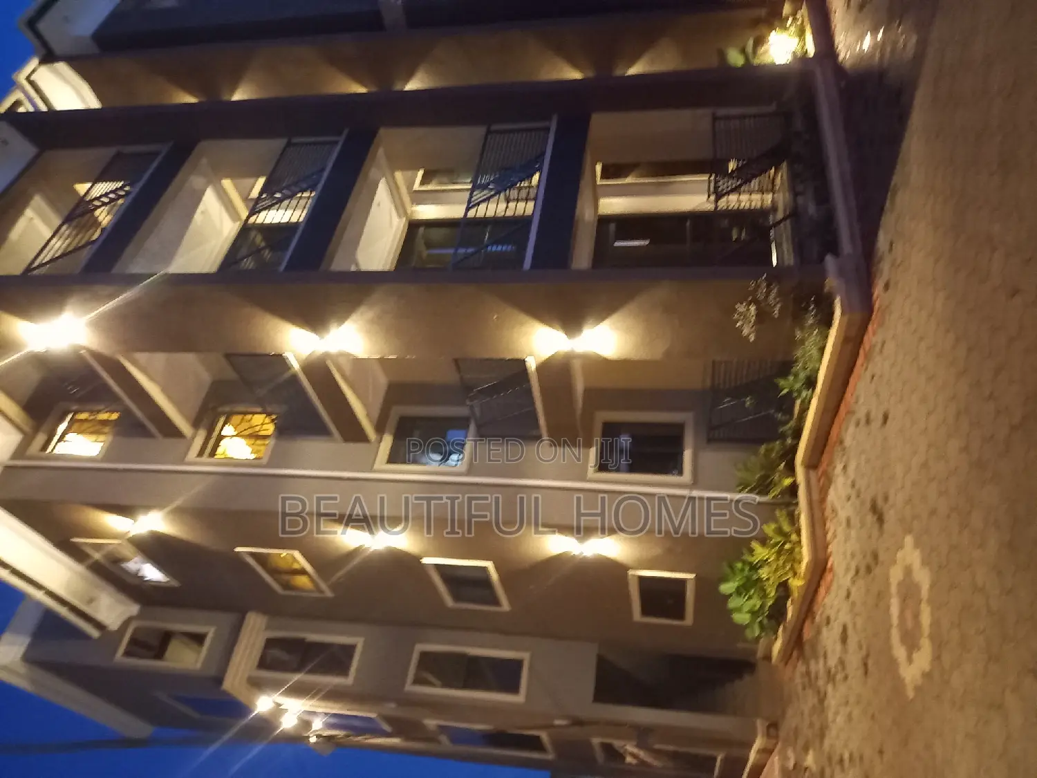 Furnished 3bdrm Block of Flats in Kisaasi, Nakawa for sale