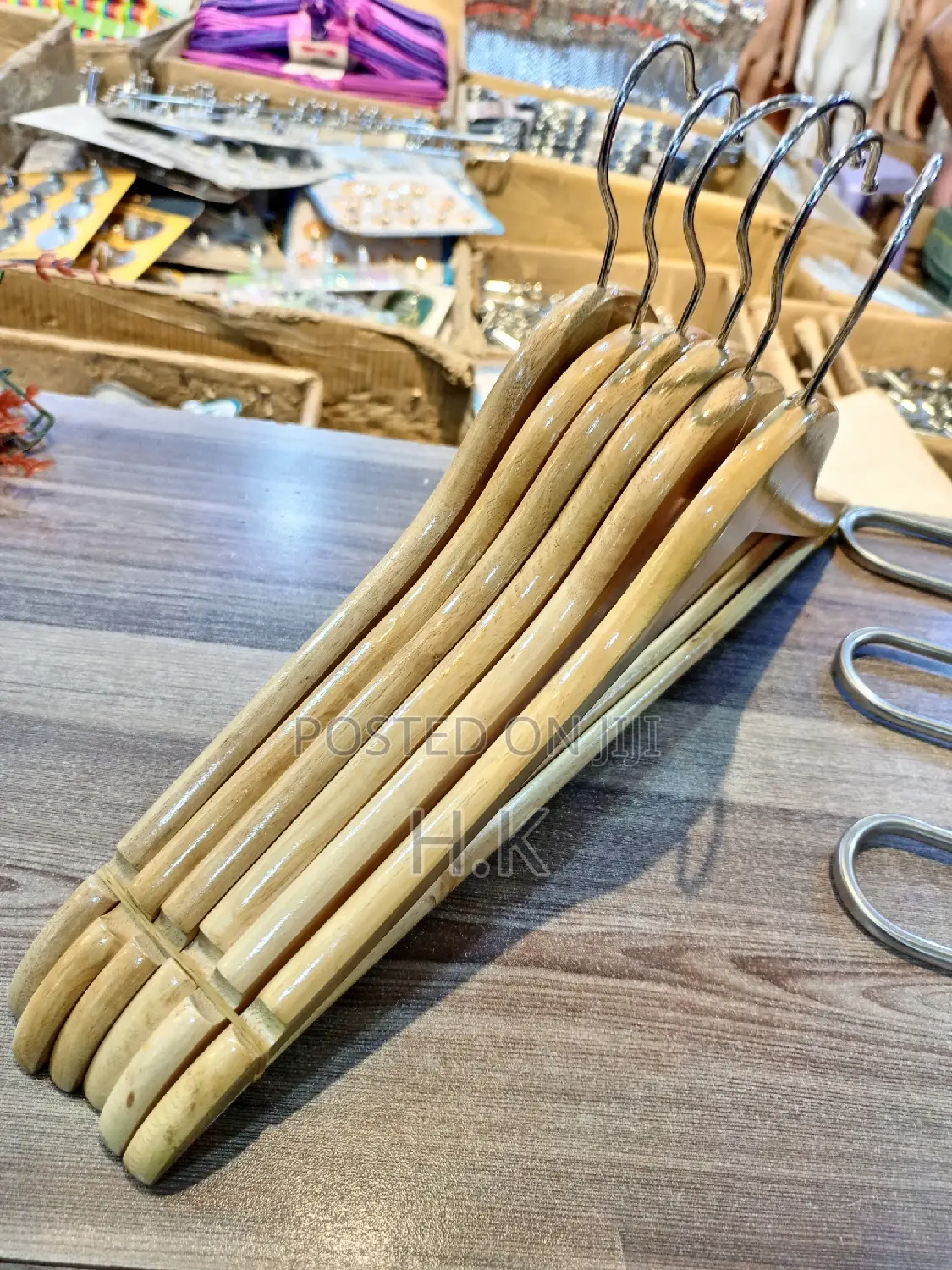 6pcs Smooth Finish Wood Hangers for Closet Heavy Duty