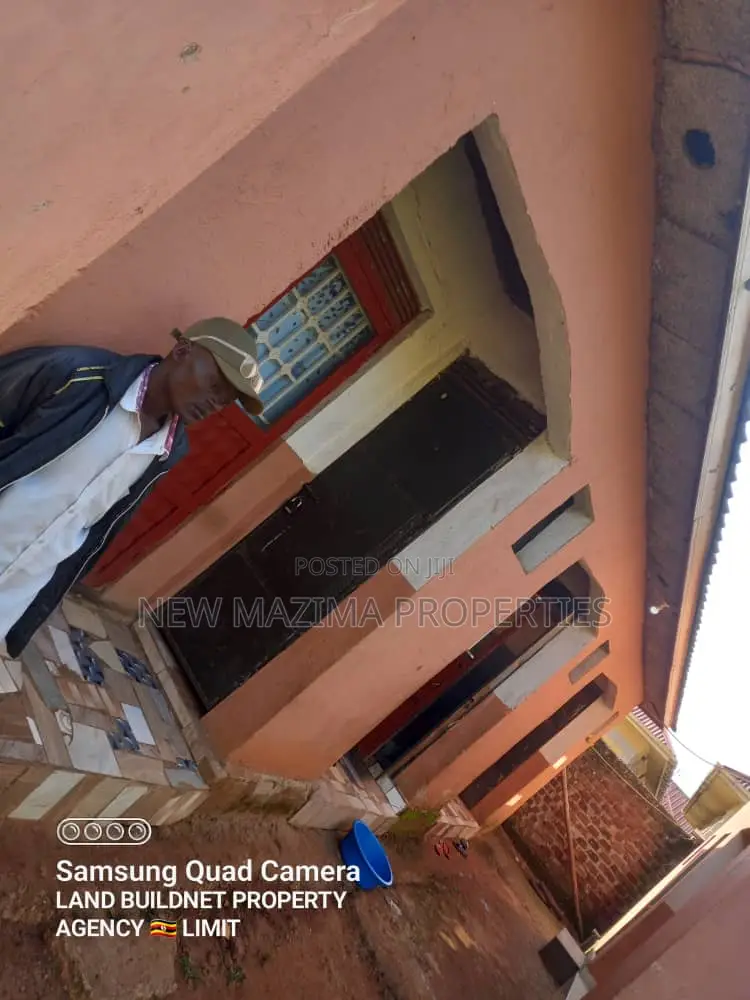 6bdrm House in Buloba Forest Park, Division A for sale