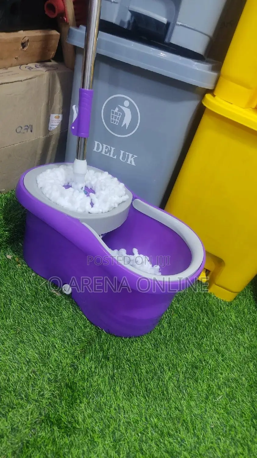 Bucket Spin Mop Self Wring With a Spare