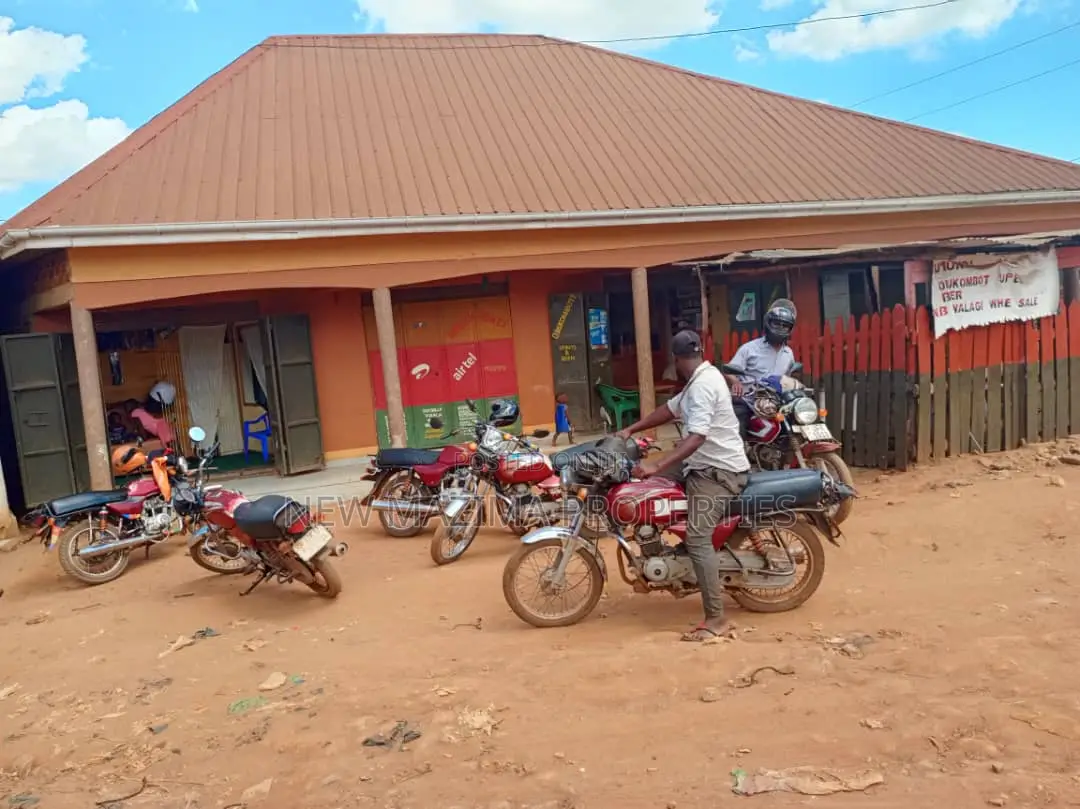 Four Commercial Double Shops on Forced Sale in Nansana