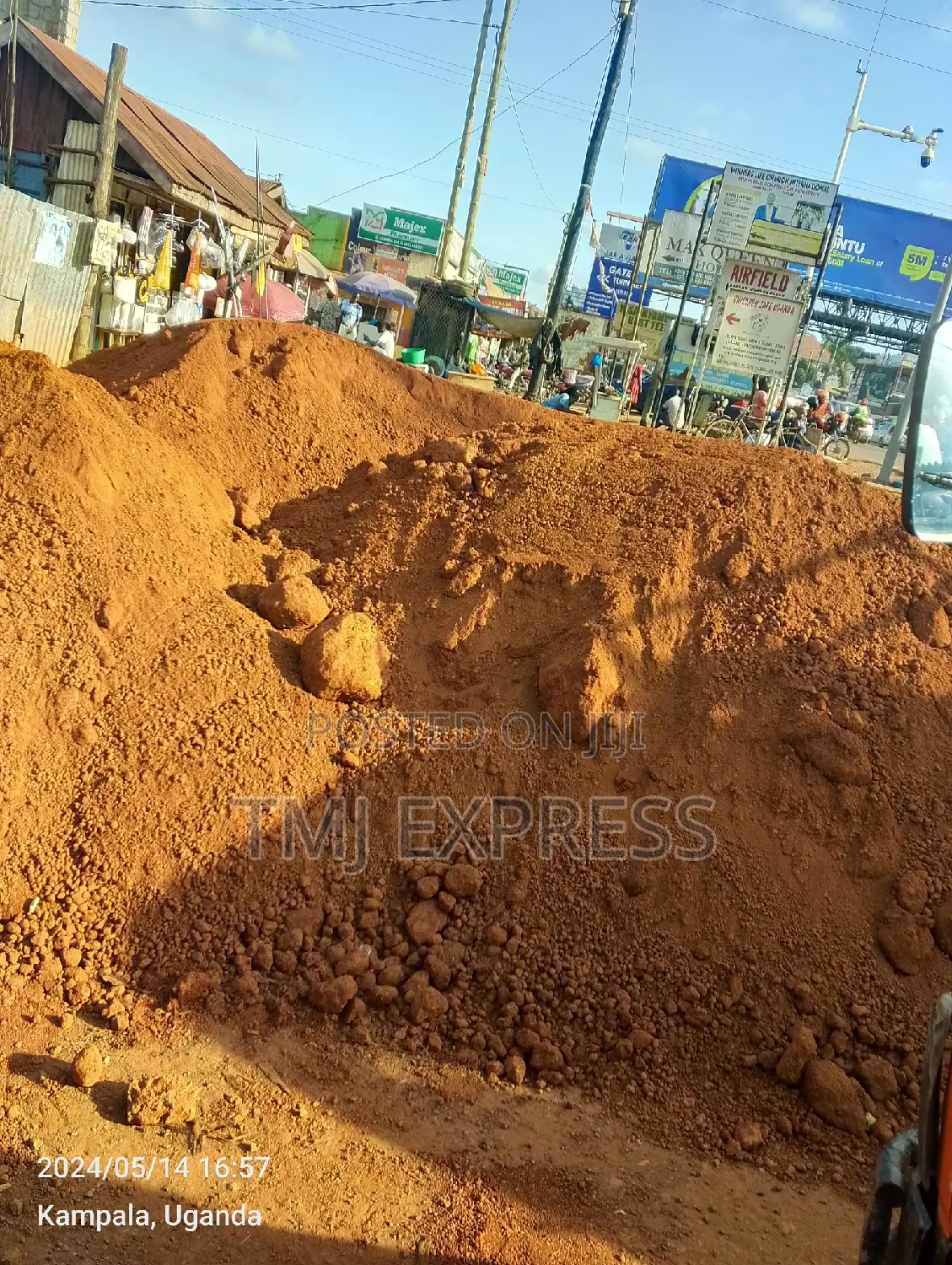 Quality Murrum Delivery Sinotruck Magulu 12