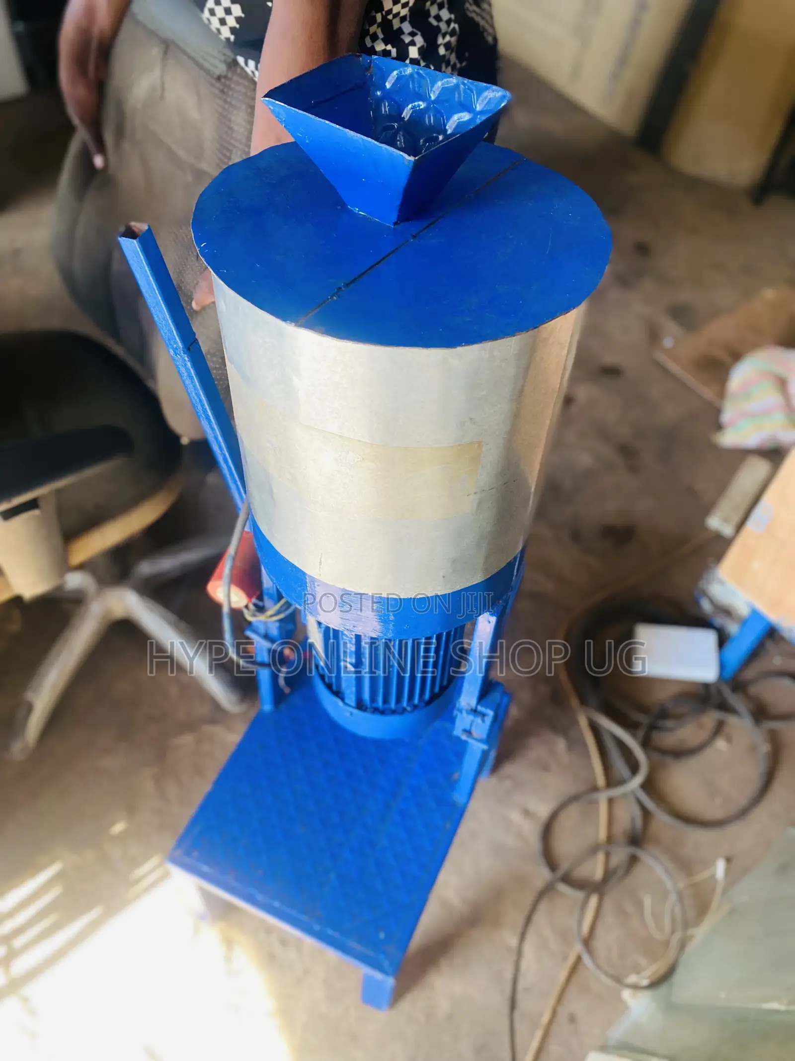 5,6 Kg Special Gnut Grinding Machine