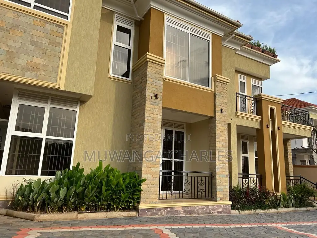 6bdrm Duplex in Fs Properties Ltd, Nakawa for sale