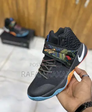 Original Nike Kyrie 2 BHM Basketball Sneakers