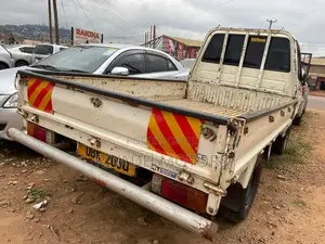 Toyota TownAce 2002 White