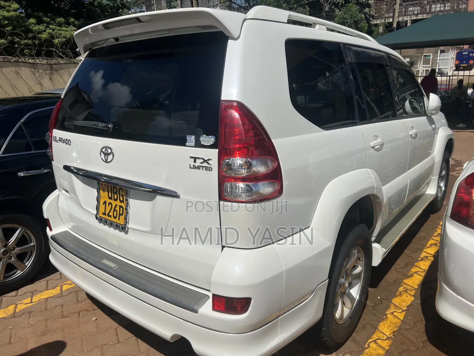 Toyota Land Cruiser Prado 2005 White