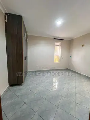 6bdrm Block of Flats in Munyonyo Heights, Central Division for sale