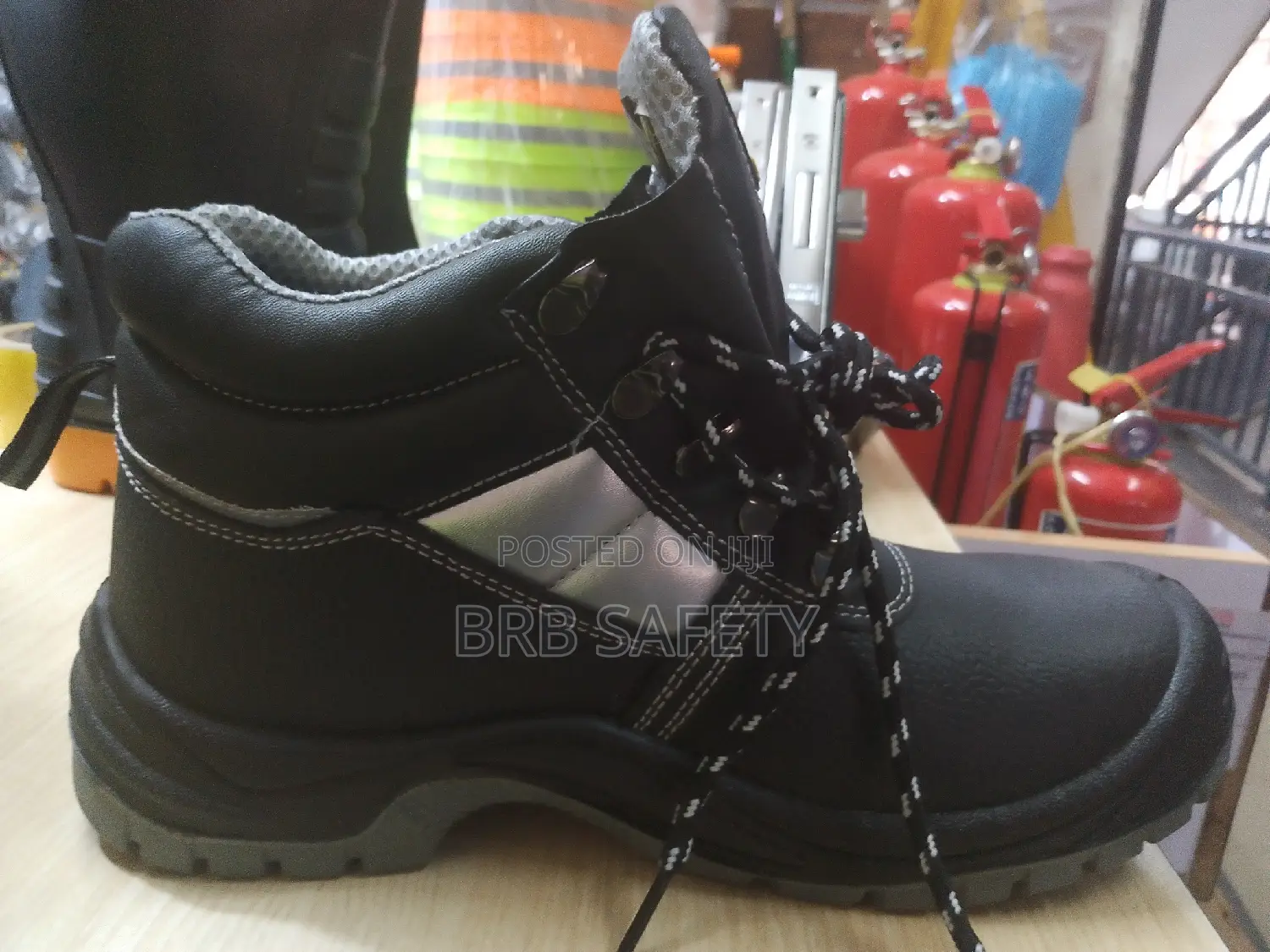 Safety Shoe. Safefeet