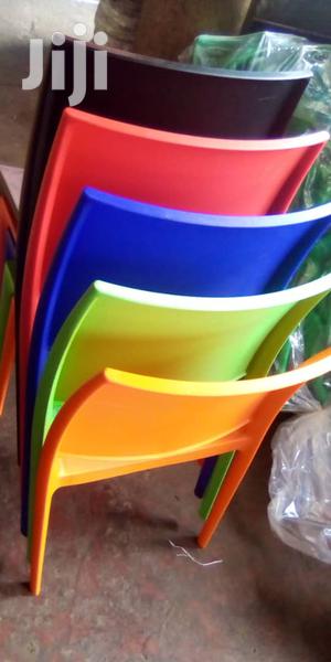 Plastic Restourant Chairs