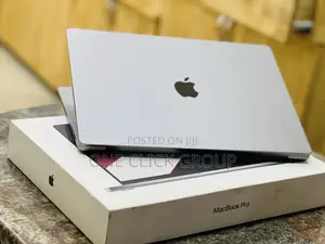 New Laptop Apple MacBook Pro 2021 M1 16GB Apple M1 Pro SSHD (Hybrid) 1T
