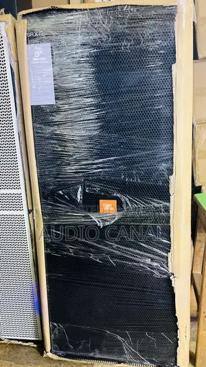 SRX 700jbl