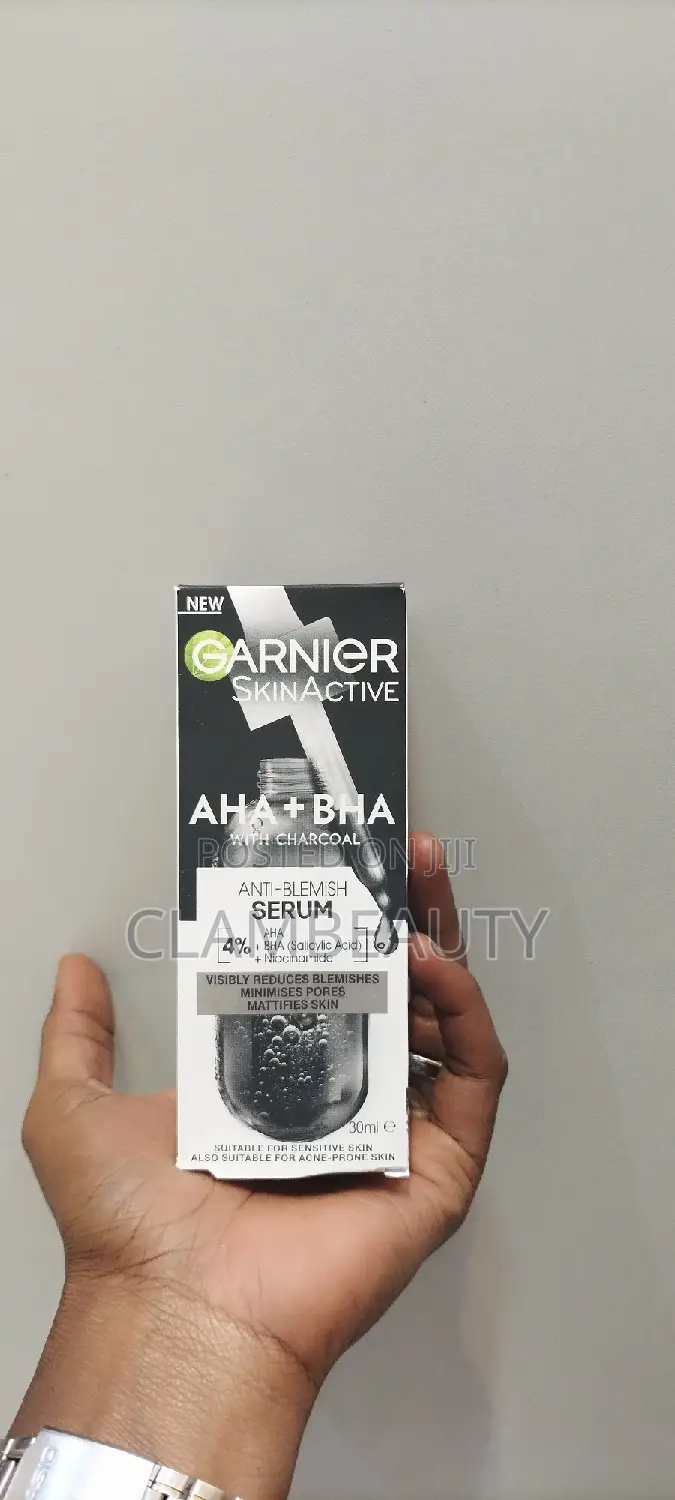 Garnier Skin Active AHA +BHA Anti Blemish Charcoal Serum