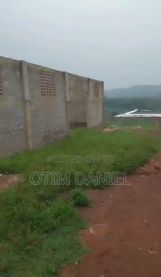 Industrial Commercial House for Sale