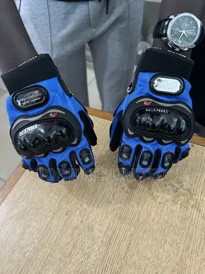 Riding Gloves