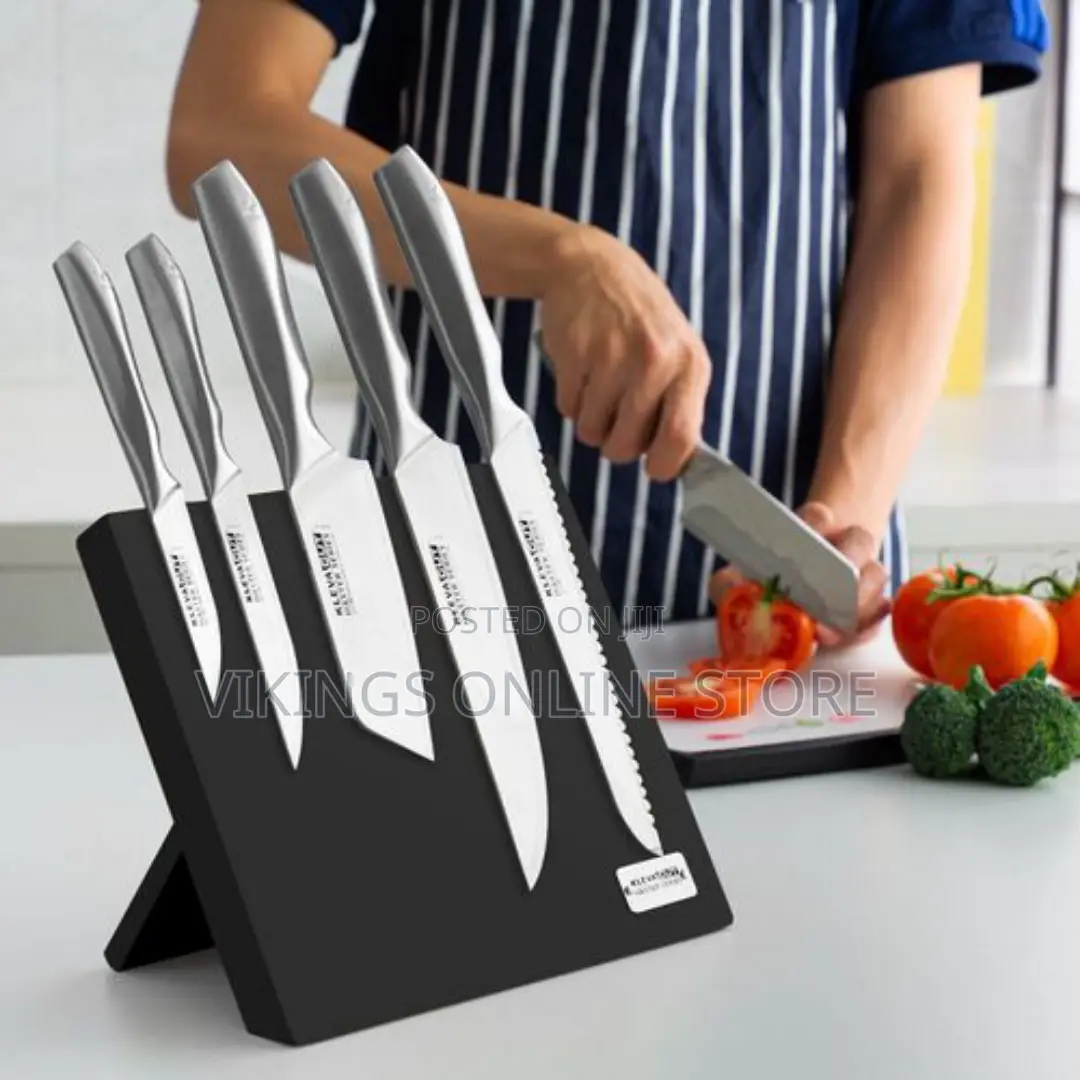 Magnetic Knife Block - Stylish Knife Holder