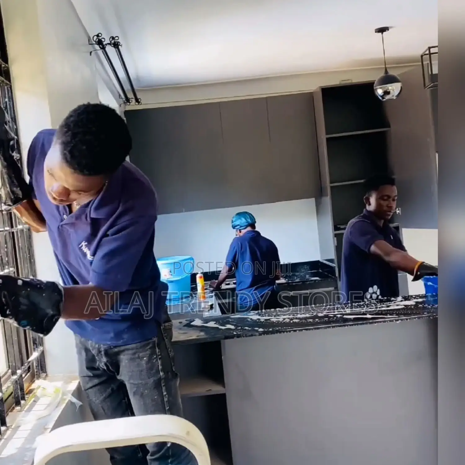 Glass Wall and Windows Cleaning