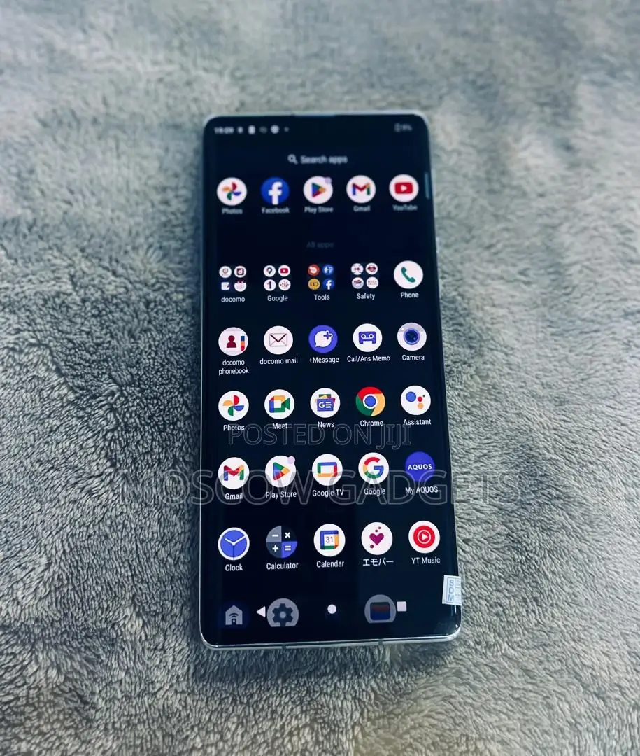 Sharp Aquos R6 128 GB Silver