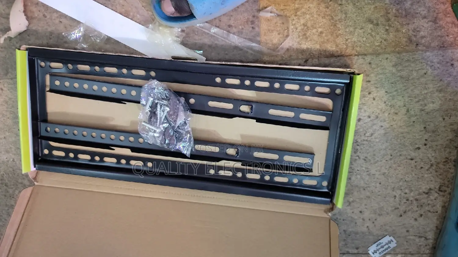 LED Wall Mount for 24 to 65 Inches