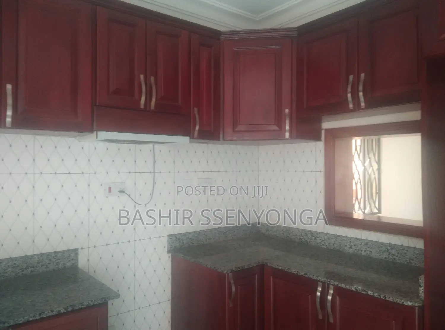 3bdrm Apartment in Makindye for rent