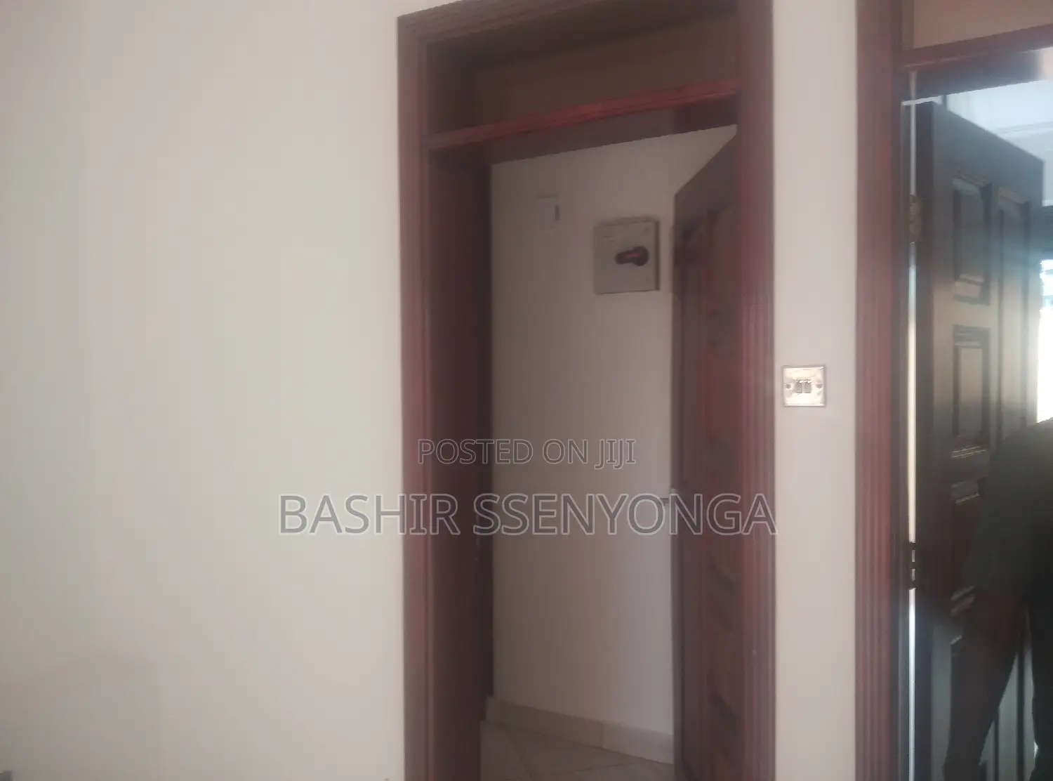 3bdrm Apartment in Makindye for rent