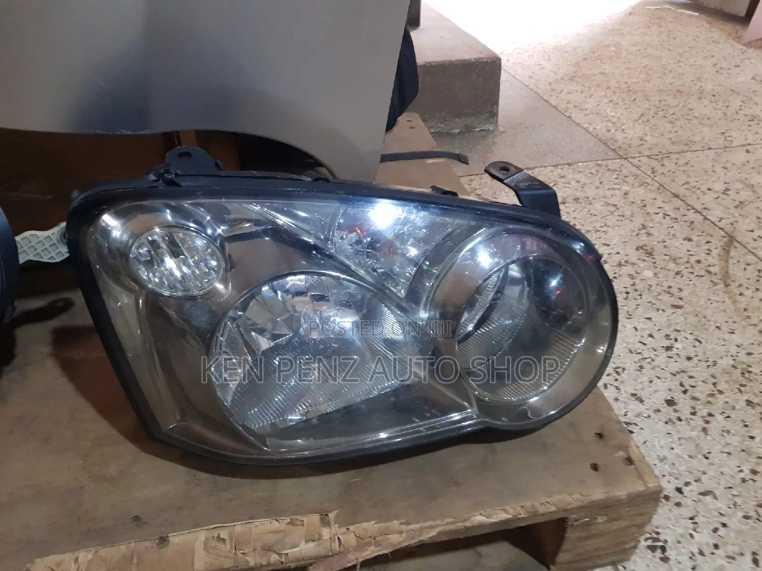 Headlamps for Subaru Imprenza 2004