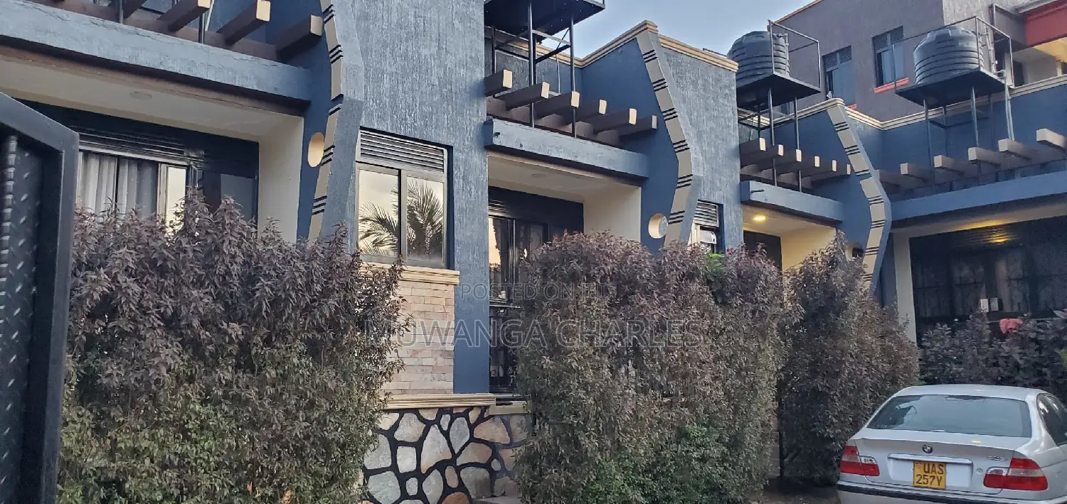 2bdrm House in Houses For Sale In, Division B for sale