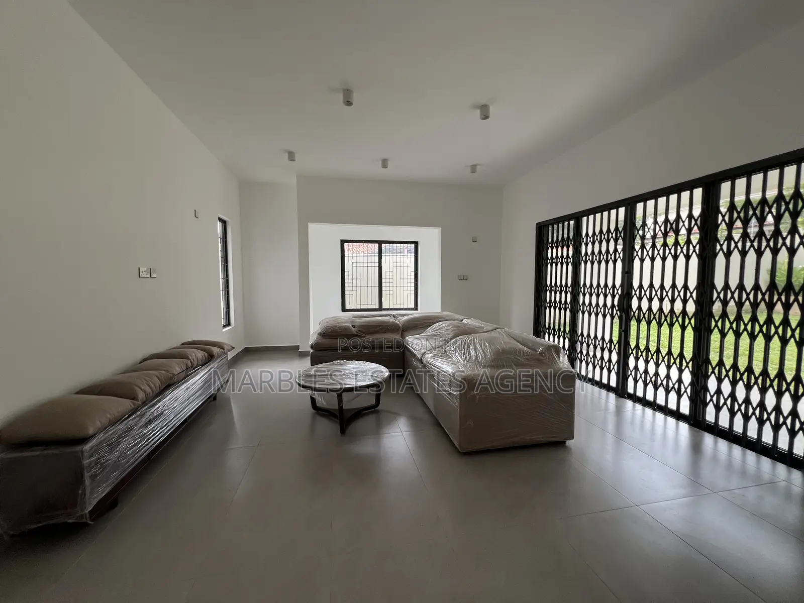 Furnished 3bdrm Apartment in Bugolobi, Central Division for sale
