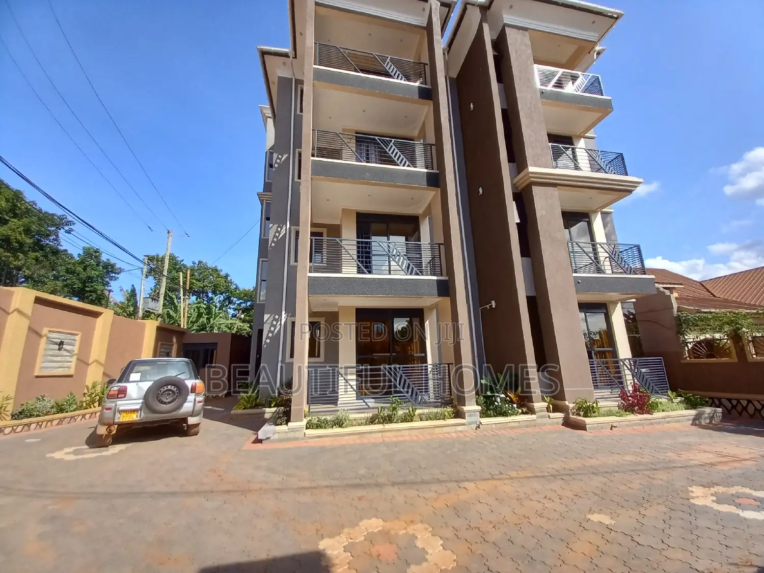 Furnished 3bdrm Block of Flats in Kisaasi, Central Division for sale