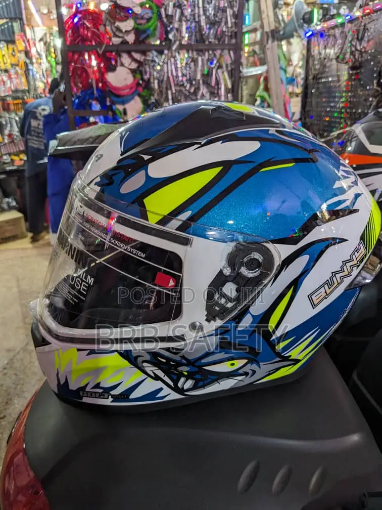 Rider's Helmet (Vega