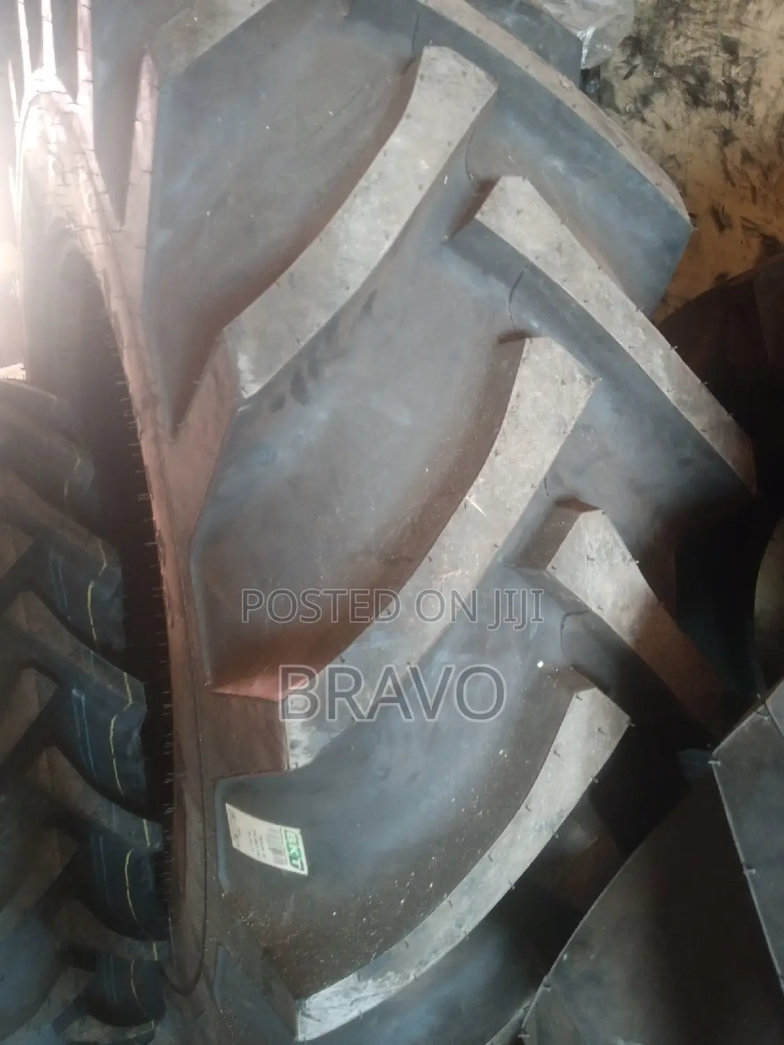 18.4-30 B.K.T Tractor Tyres With 16 Ply.