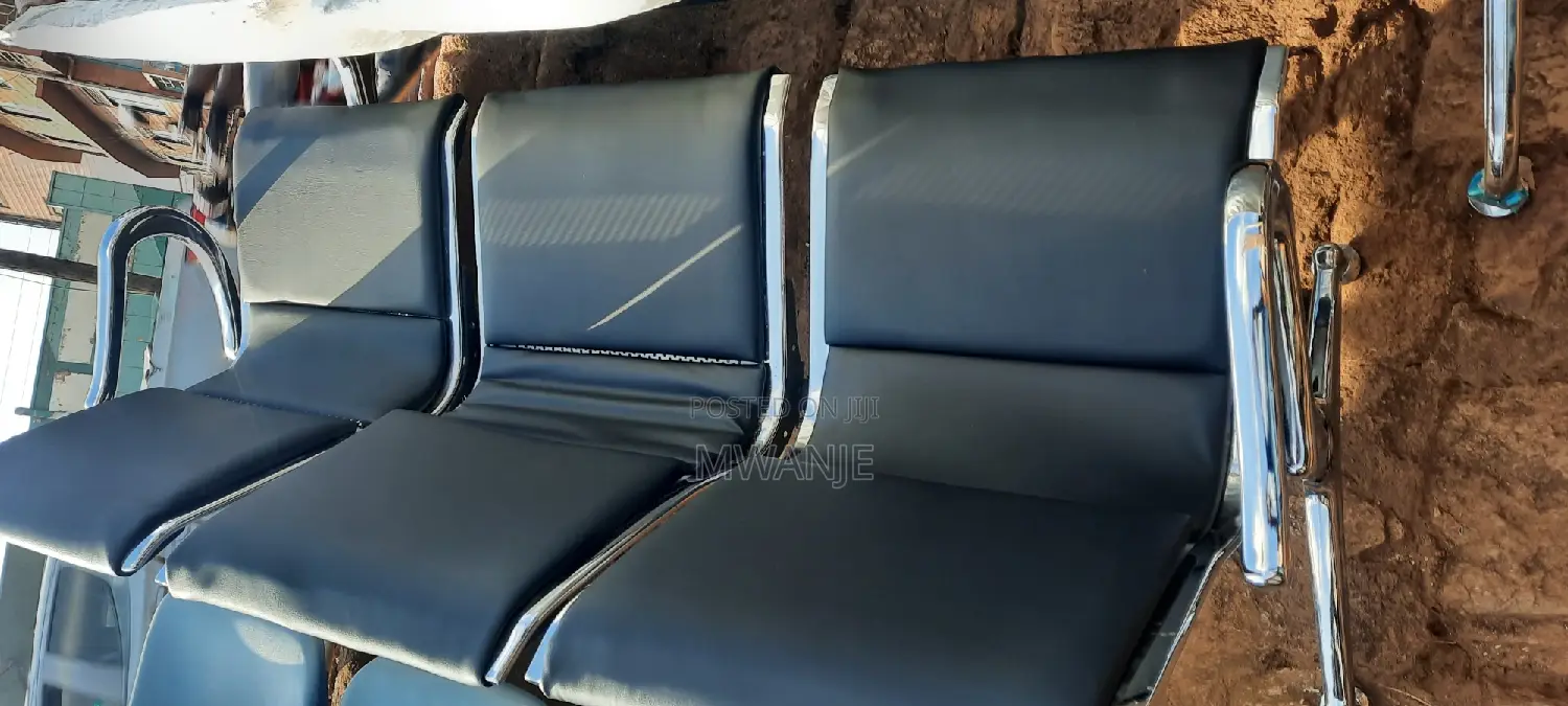 London Quality Waiting Chair Two Siter
