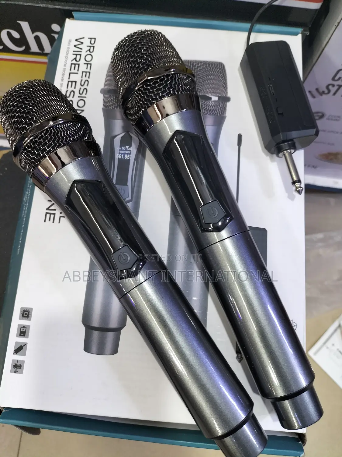 Microphone Wireless Microphone With Rechargeable Receiver
