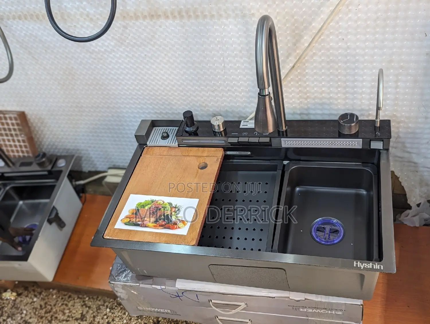 Luxuries Kitchen Sink