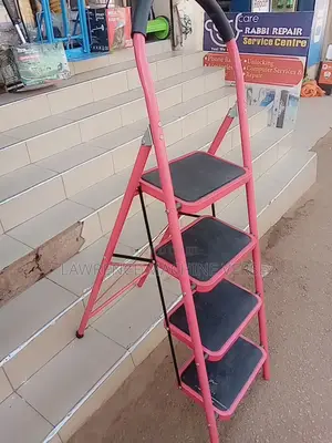 Ladder 4 Steps