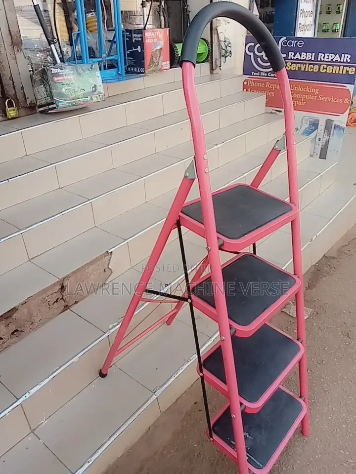 Ladder 4 Steps