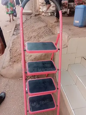 Ladder 4 Steps