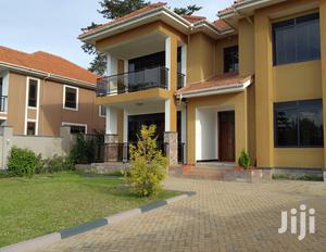 House in Bunga Close to Munyonyo on Sale